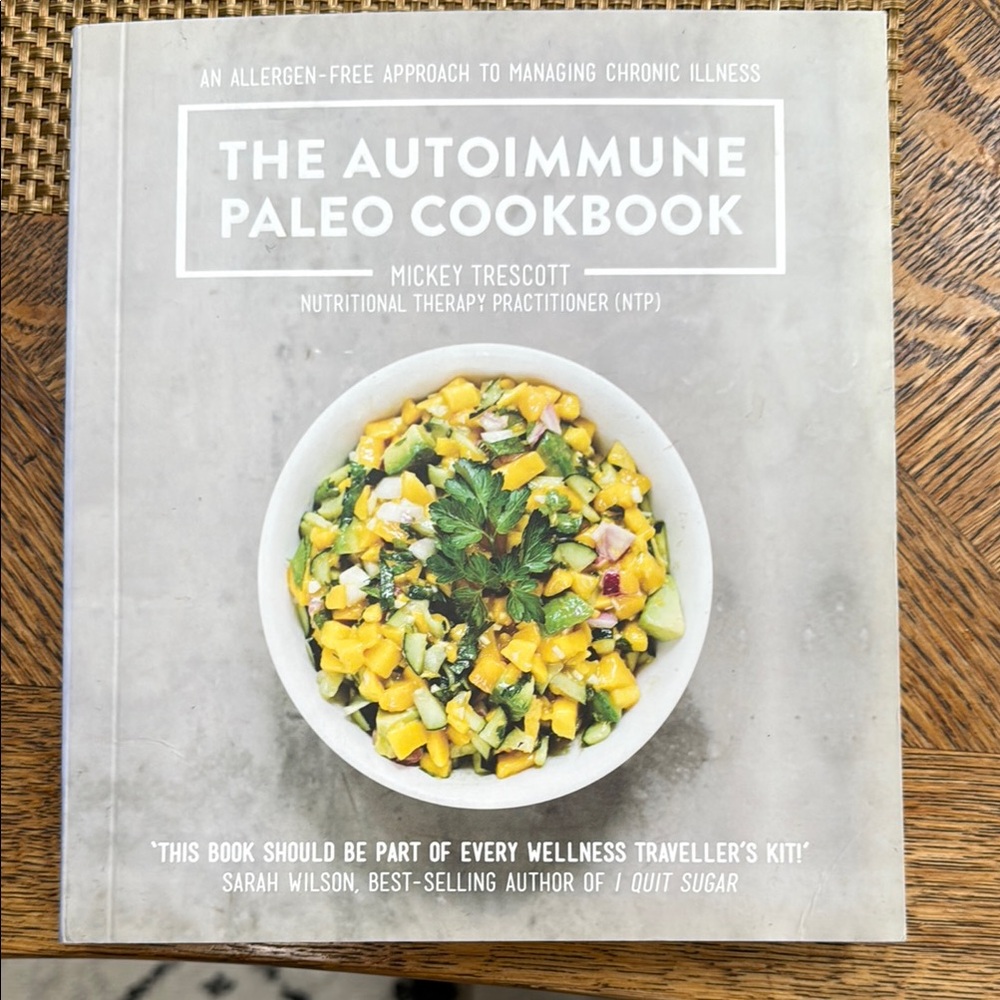 The Autoimmune Paleo Cookbook (metric version)